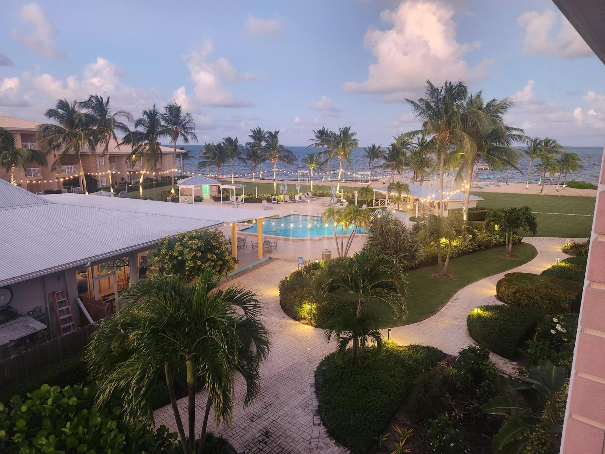Resort The Grand Caymanian